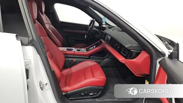 Porsche Taycan id 3058748 из Кореи 20