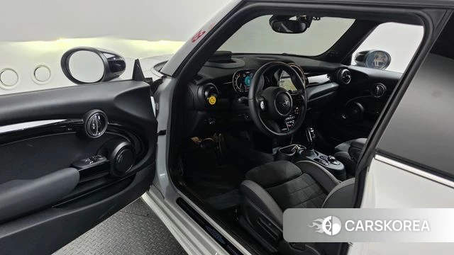 Mini Cooper S id 4692039 из Кореи 20
