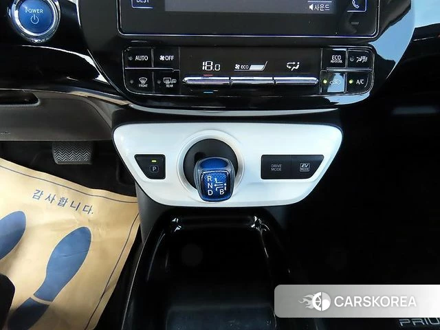 Toyota Prius 4th Generation id 4403528 из Кореи 18