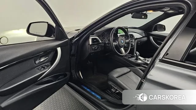 BMW 3 Series (F30) id 3574257 из Кореи 20