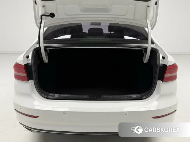 Volkswagen Lavida id 4261083 из Китая 17