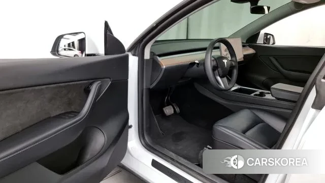 Tesla Model Y id 3022616 из Кореи 20