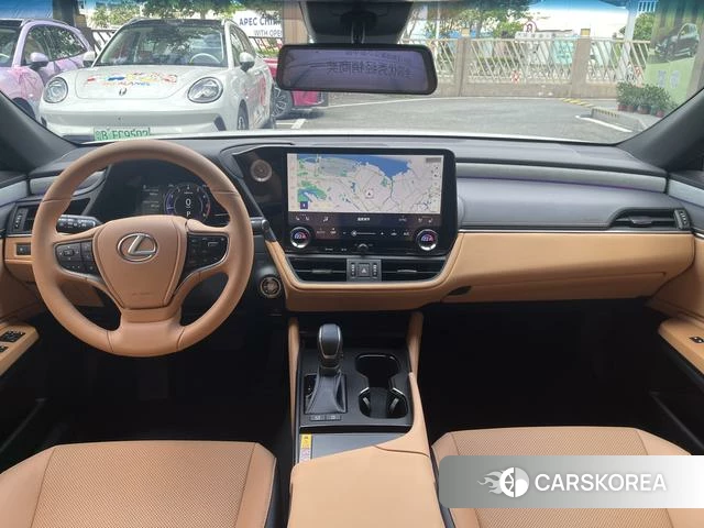 Lexus ES id 4365871 из Китая 18