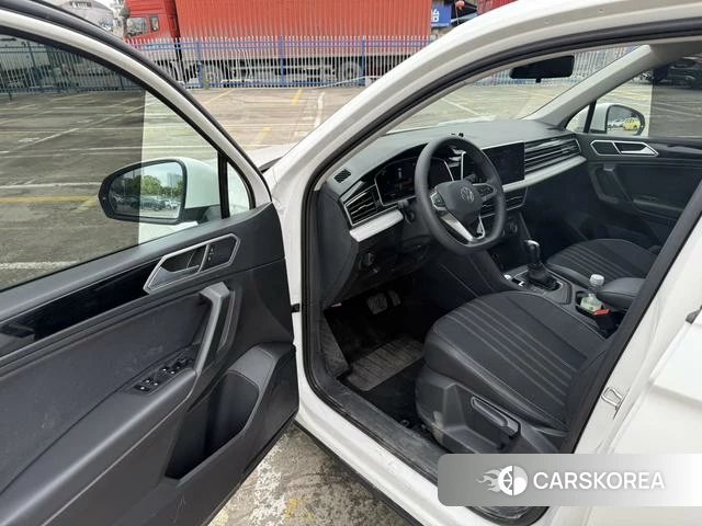 Volkswagen Tiguan L id 4290718 из Китая 12
