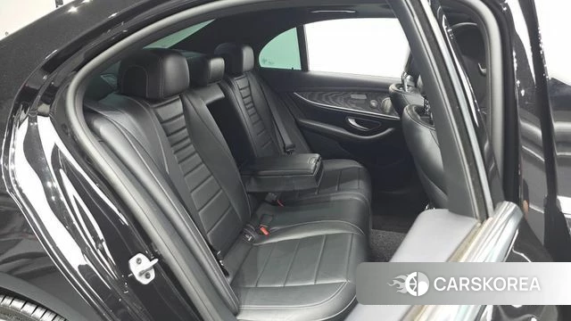 Mercedes-Benz E-Class W213 id 4711719 из Кореи 32