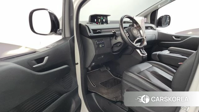 Hyundai Staria id 4617723 из Кореи 20