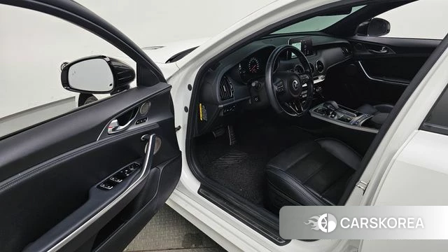 Kia Stinger id 4900800 из Кореи 38