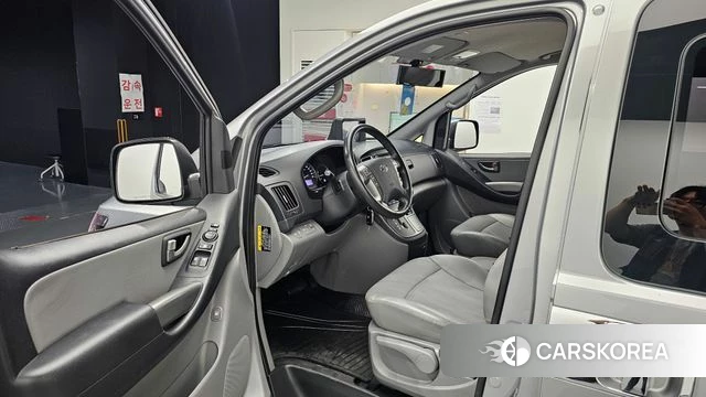 Hyundai The New Grand Starex id 4447085 из Кореи 20