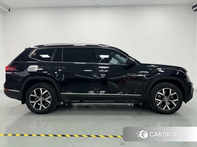 Volkswagen Tourang id 4298074 из Китая 30