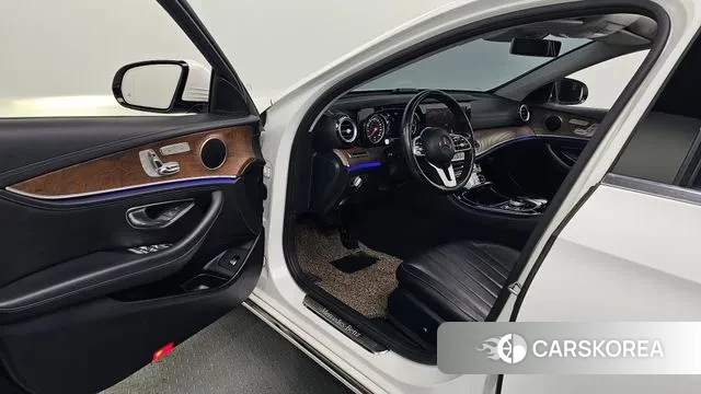 Mercedes-Benz E-Class W213 id 3474424 из Кореи 20