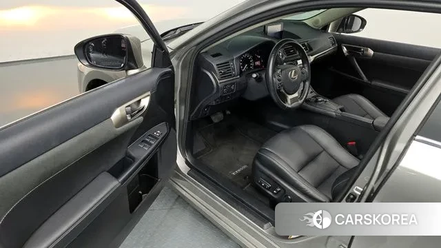 Lexus CT200h id 3375186 из Кореи 20