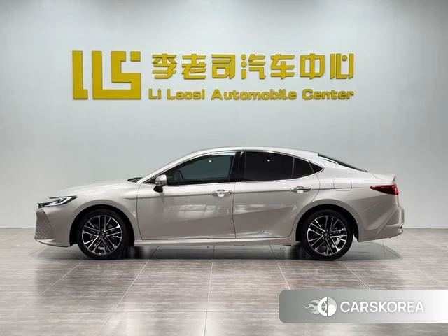 Toyota Camry id 4262239 из Китая 32