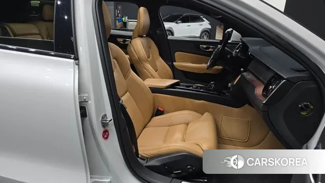 Volvo V60 Cross-Country 2nd Generation id 3504143 из Кореи 20