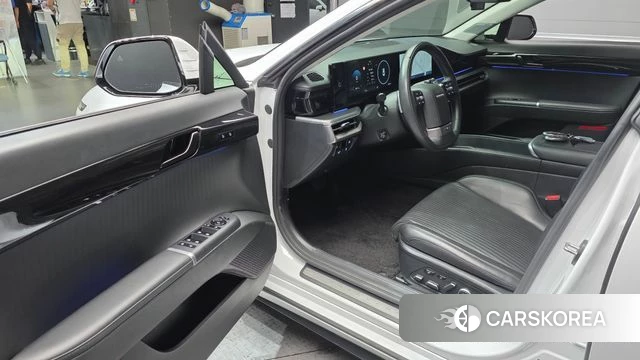 Hyundai Grandeur (GN7) id 4592007 из Кореи 32