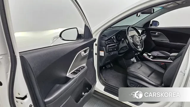 Kia Niro Plus id 3342622 из Кореи 20