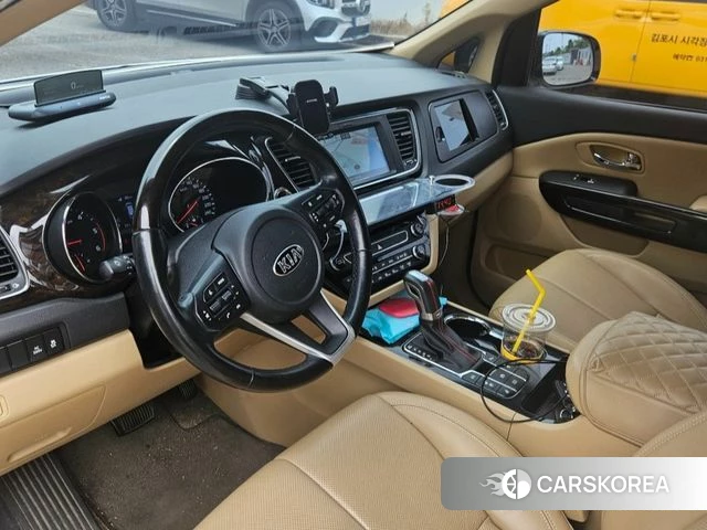 Kia The New Carnival id 4393646 из Кореи 18