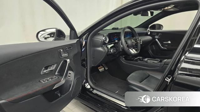 Mercedes-Benz A-Class W177 id 4767813 из Кореи 31