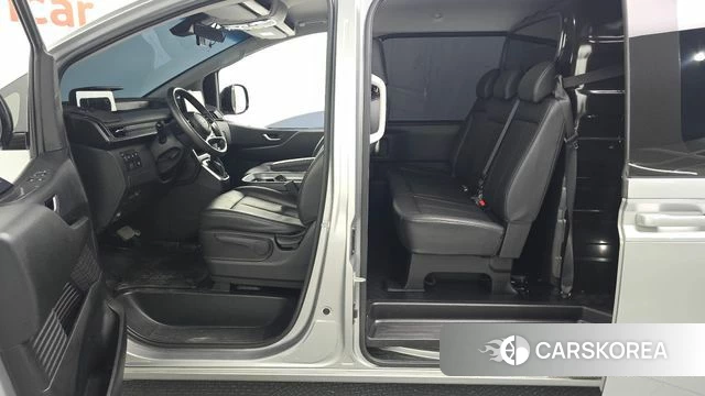 Hyundai Staria id 3818922 из Кореи 20