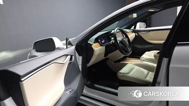 Tesla Model S id 3747612 из Кореи 20