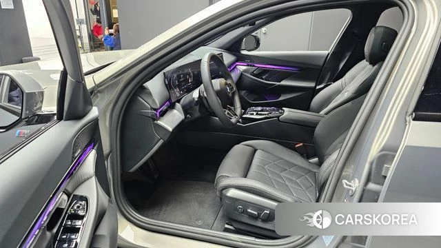 BMW 5 Series (G60) id 4200677 из Кореи 20