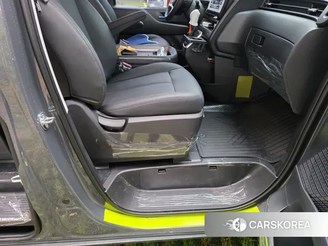 Hyundai Staria id 3230648 из Кореи 17