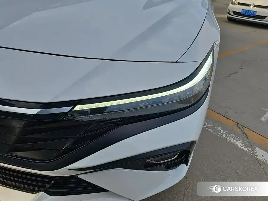 Hyundai Elantra id 4553634 из Китая 16