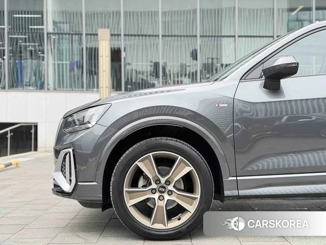 Audi Q2L id 4273769 из Китая 18