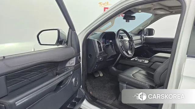 Ford Expeditation id 3044249 из Кореи 20