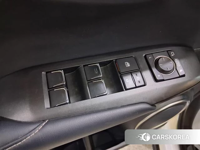 Lexus NX300h id 4615496 из Кореи 20
