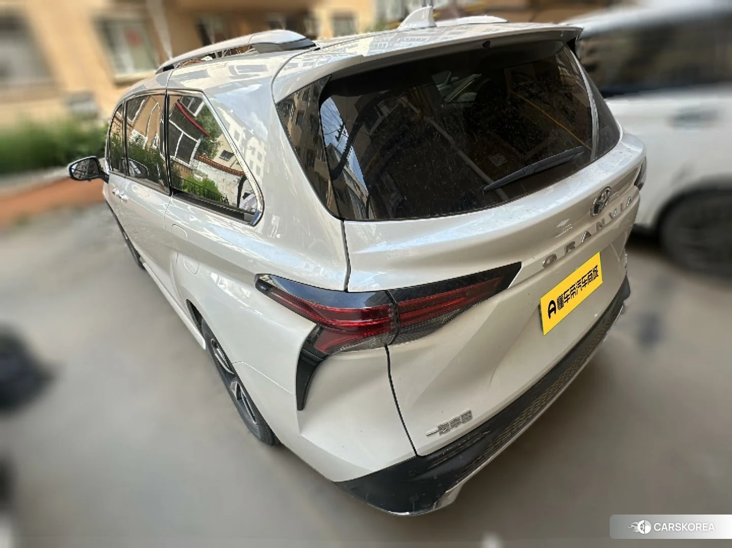 Toyota Granvia id 4504747 из Китая 21