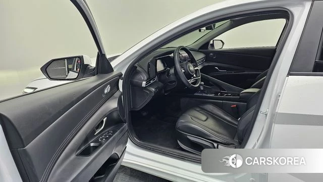 Hyundai The New Avante (CN7) id 4602424 из Кореи 30