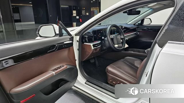 Hyundai Grandeur (GN7) id 3909939 из Кореи 20