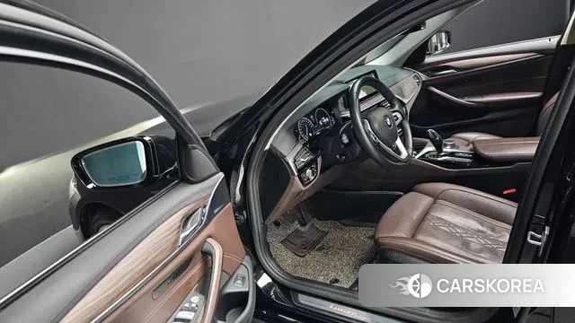 BMW 5 Series (G30) id 3588144 из Кореи 20