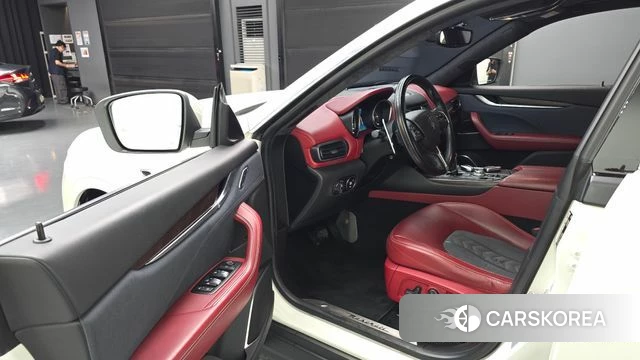 Maserati Levante id 4689576 из Кореи 20