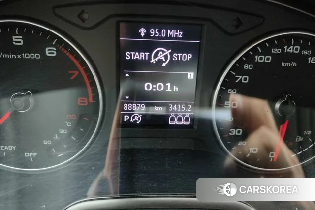 Audi Q2L id 3902322 из Китая 17