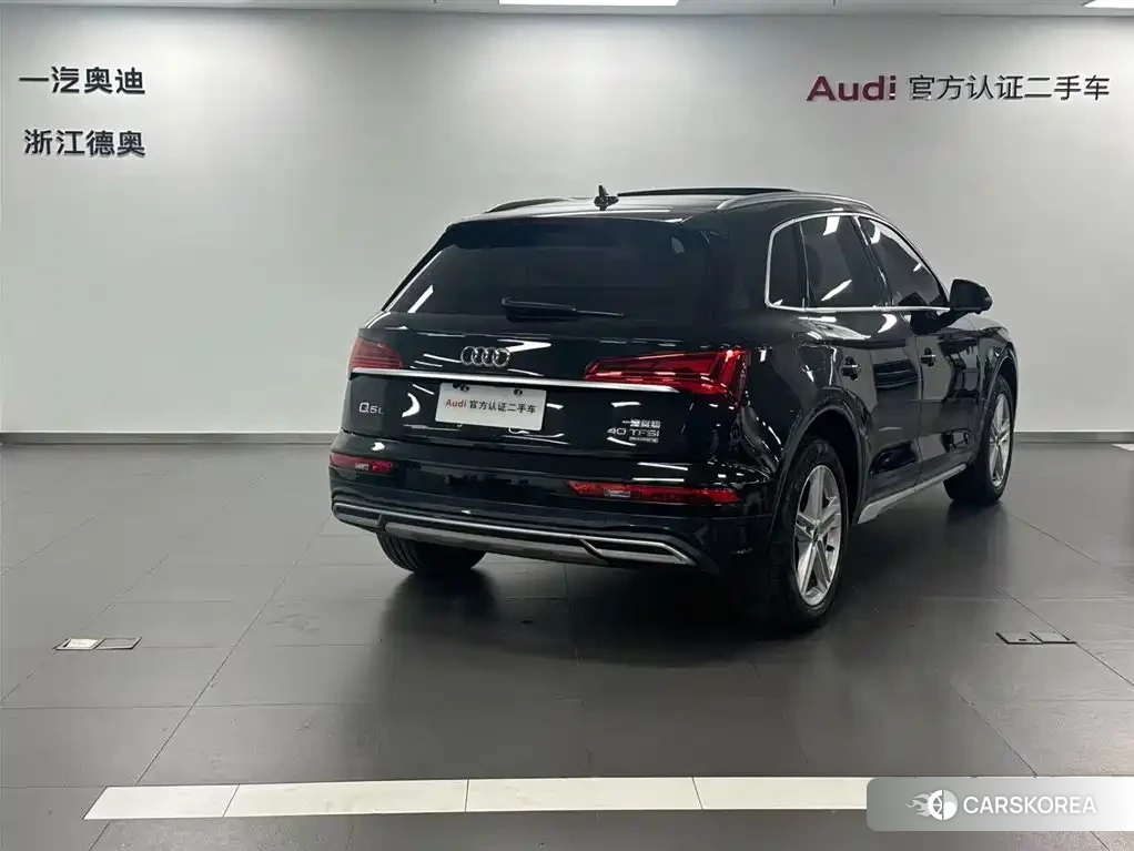 Audi Q5L id 4659917 из Китая 10