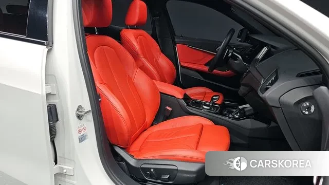 BMW 1 Series (F40) id 3012346 из Кореи 20