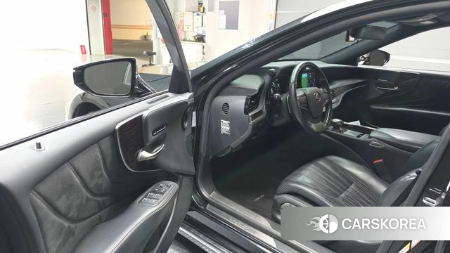 Lexus LS500h 5th generation id 4269092 из Кореи 31