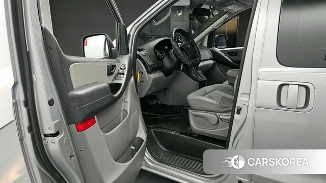 Hyundai The New Grand Starex id 3936164 из Кореи 20