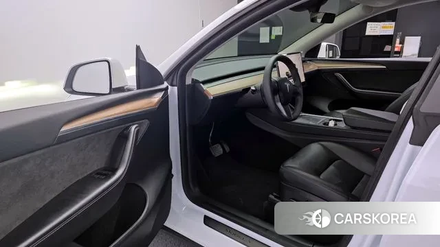 Tesla Model Y id 3549884 из Кореи 20
