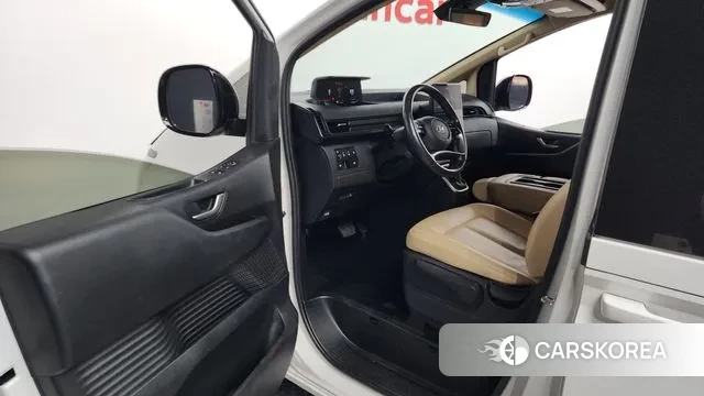 Hyundai Staria id 3373618 из Кореи 20