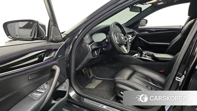 BMW 5 Series (G30) id 3661257 из Кореи 20