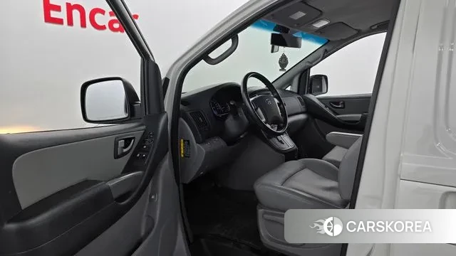 Hyundai The New Grand Starex id 3038916 из Кореи 20