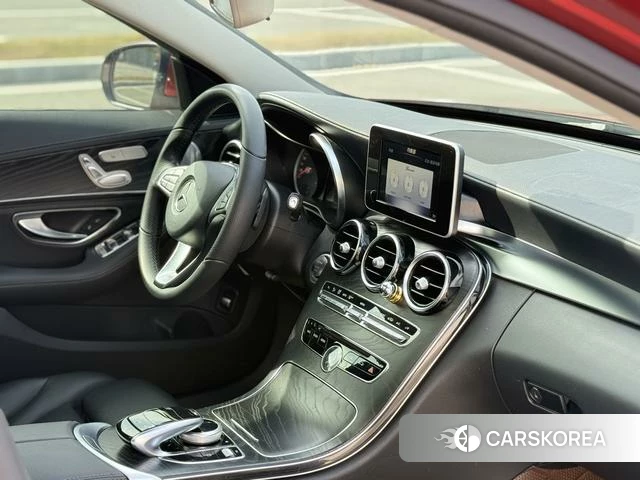 Mercedes-Benz Class C id 4209374 из Китая 21
