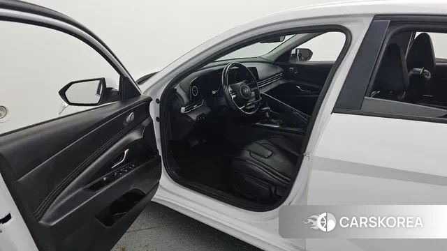 Hyundai Avante (CN7) id 3323745 из Кореи 20