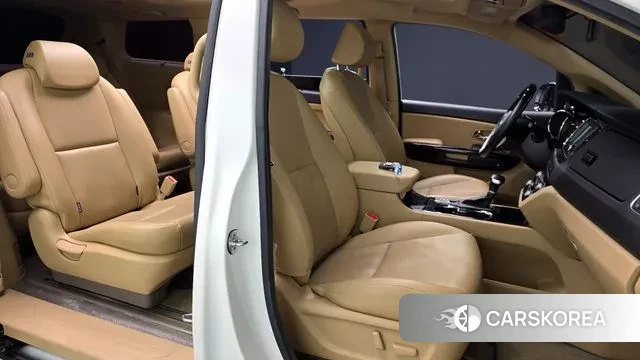 Kia The New Carnival id 3045603 из Кореи 20