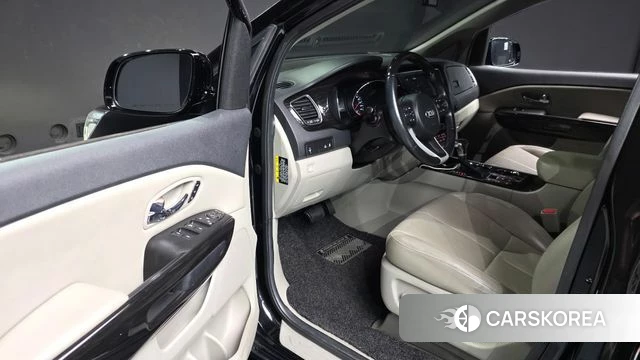 Kia The New Carnival id 4390454 из Кореи 35
