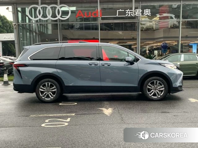Toyota Saina id 4279171 из Китая 24