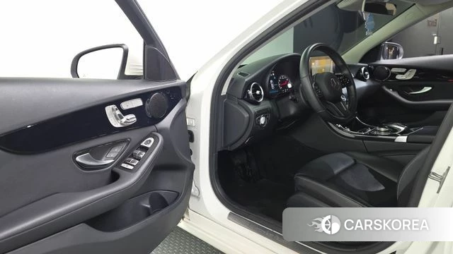 Mercedes-Benz C-Class W205 id 4765047 из Кореи 31