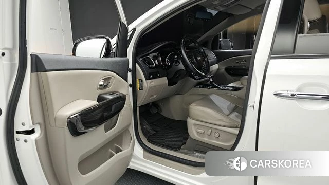 Kia The New Carnival id 3893459 из Кореи 20